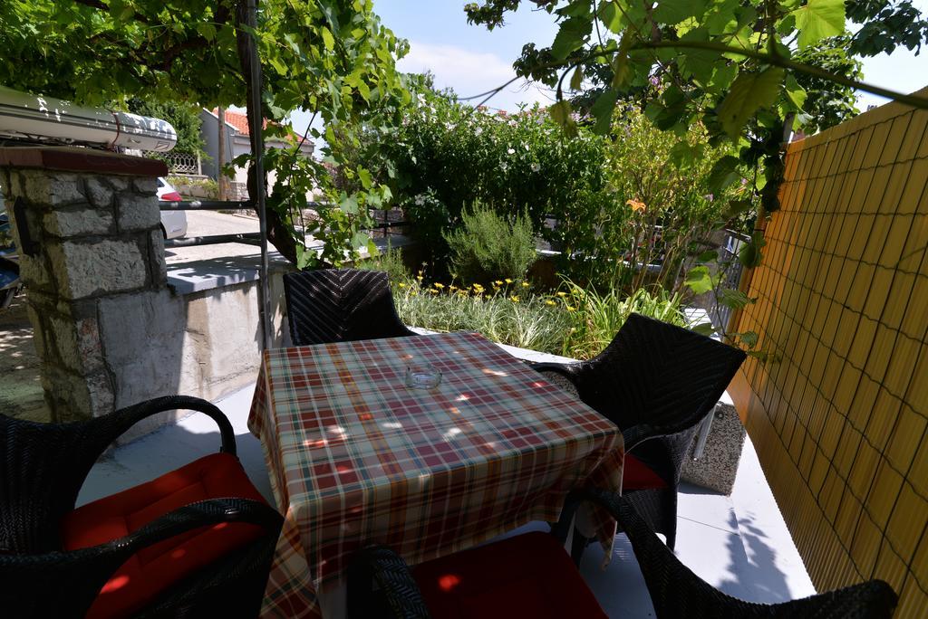 Apartment Nevena Mali Lošinj Buitenkant foto