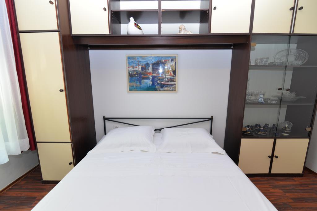 Apartment Nevena Mali Lošinj Buitenkant foto