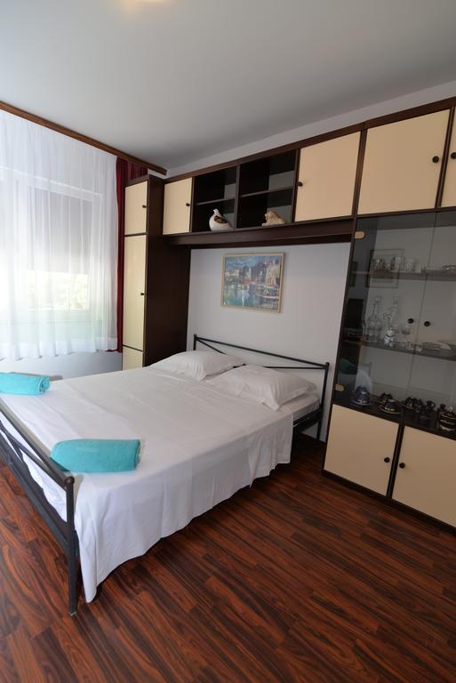 Apartment Nevena Mali Lošinj Buitenkant foto